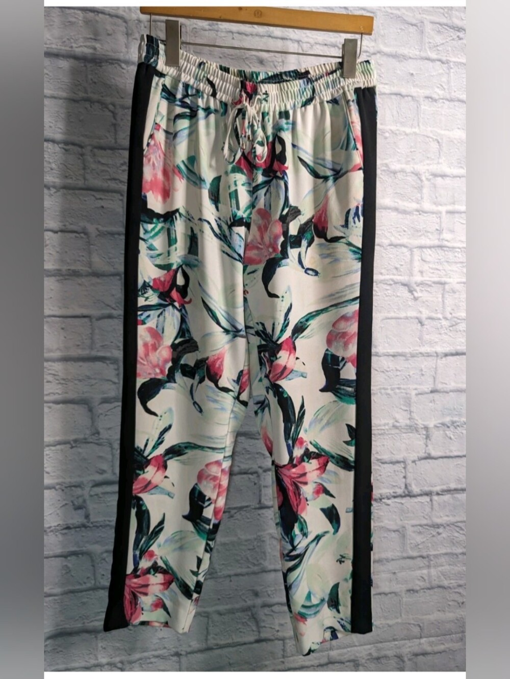 White House Black Market Floral 27" Small Pants Elastic Waist Drawstring Pockets